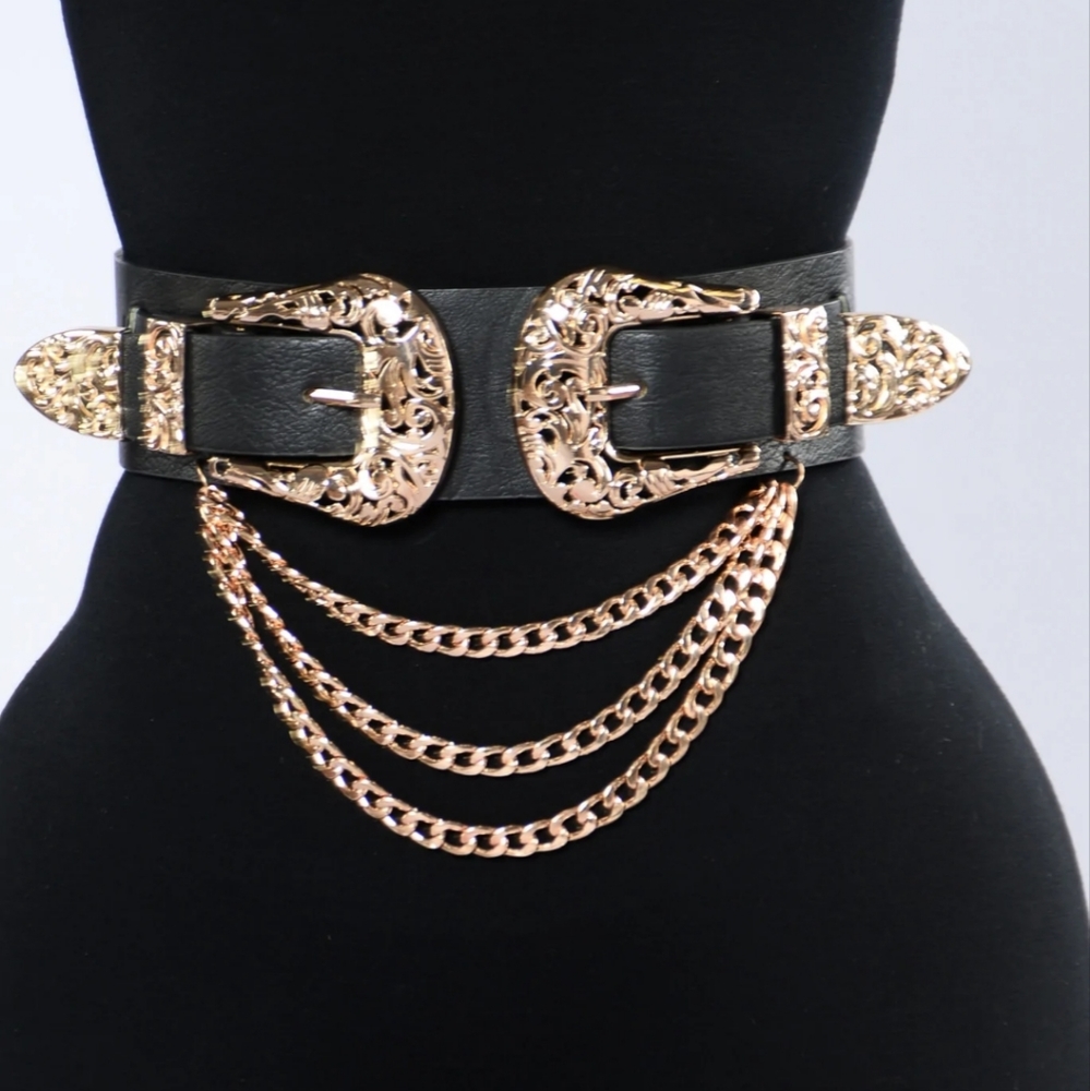 Black and gold belt